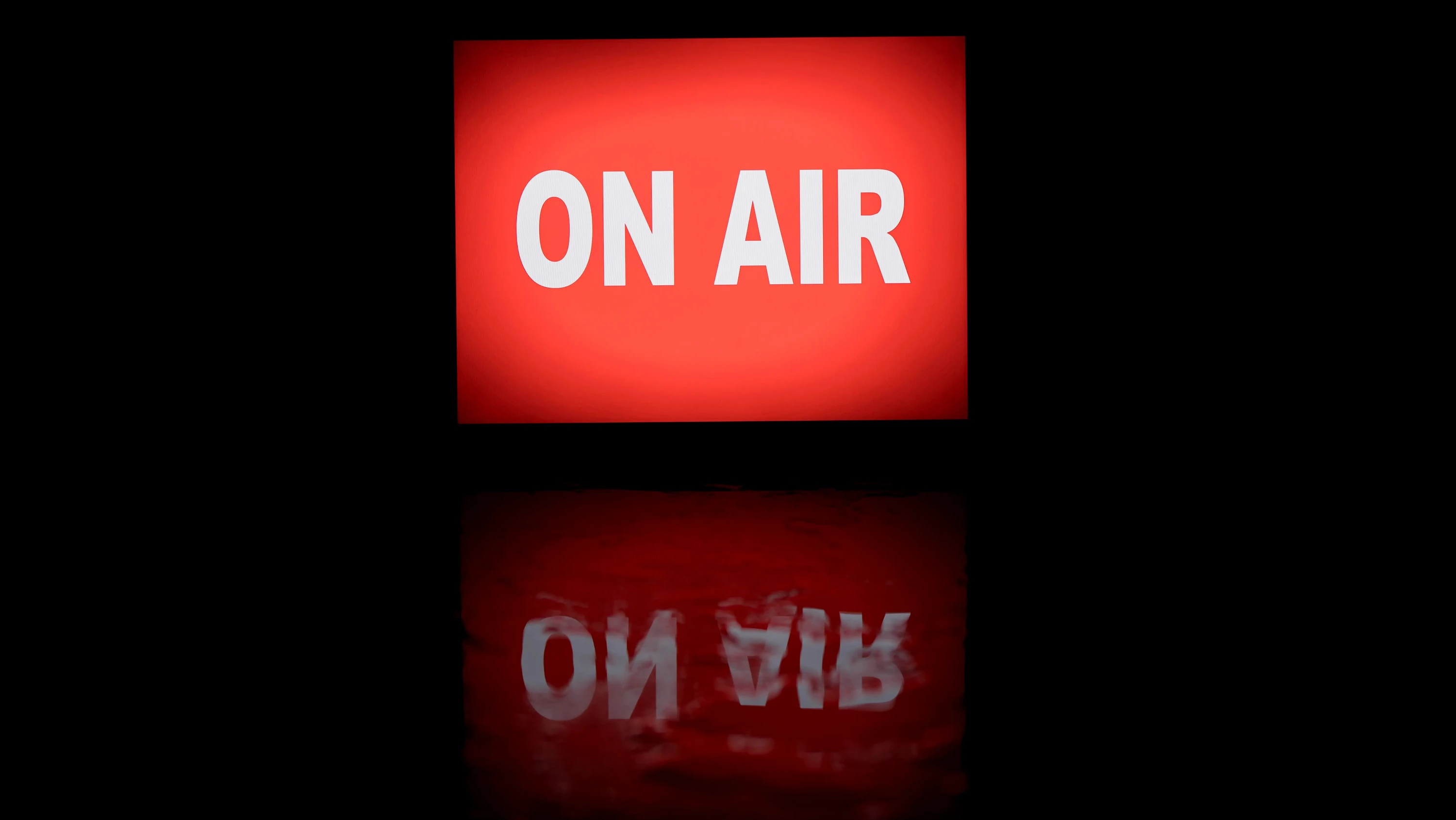 Free  On Air Light with Reflection